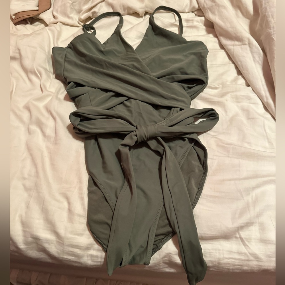 Aerie One Piece Full Coverage Wrap Swimsuit Color Olive Green Size XXL